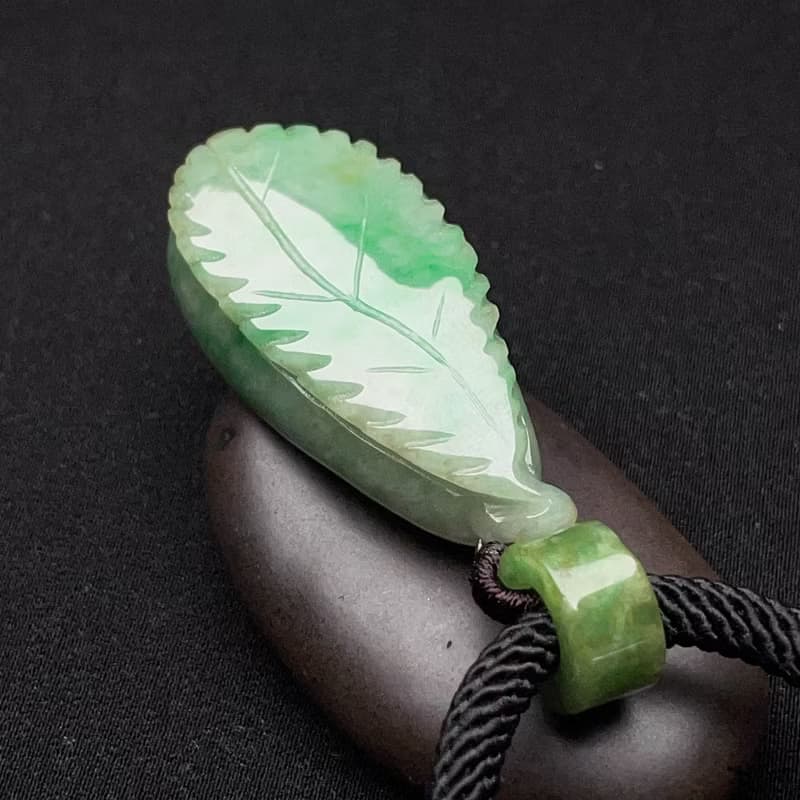 糯飄綠花翡翠羽毛項鍊 | 天然緬甸玉翡翠A貨