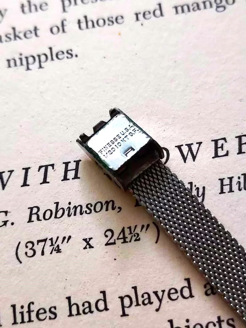 瑞士Omega 淡金色錶盤 圓弧 銀色 女用古董老機械錶 已洗油保養