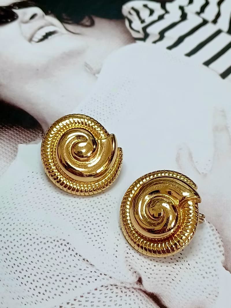 vintage jewelry Monet 金色立體螺形 夾式耳環