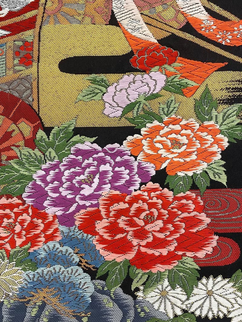 色打掛からつくるきものアート　vintage fabric 御所車 和モダン アートパネル 和風インテリア プレゼント お祝い 縁起物 額装インテリア　43