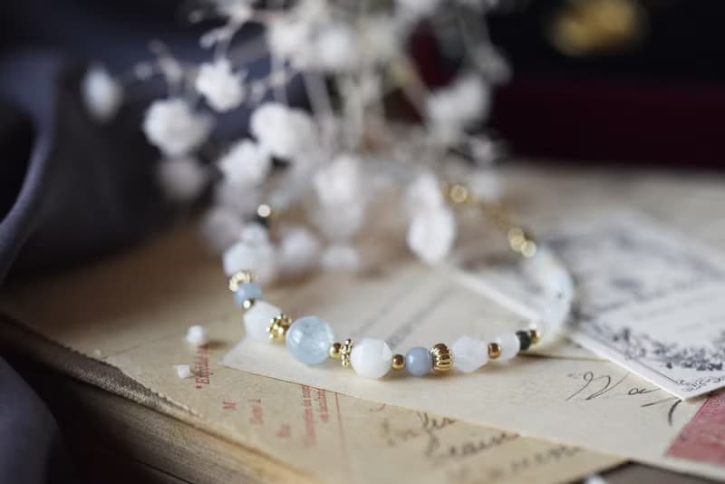 雪花冰。冰種海藍寶 摩根石 天使石 月亮石14K包金 天然石手鍊