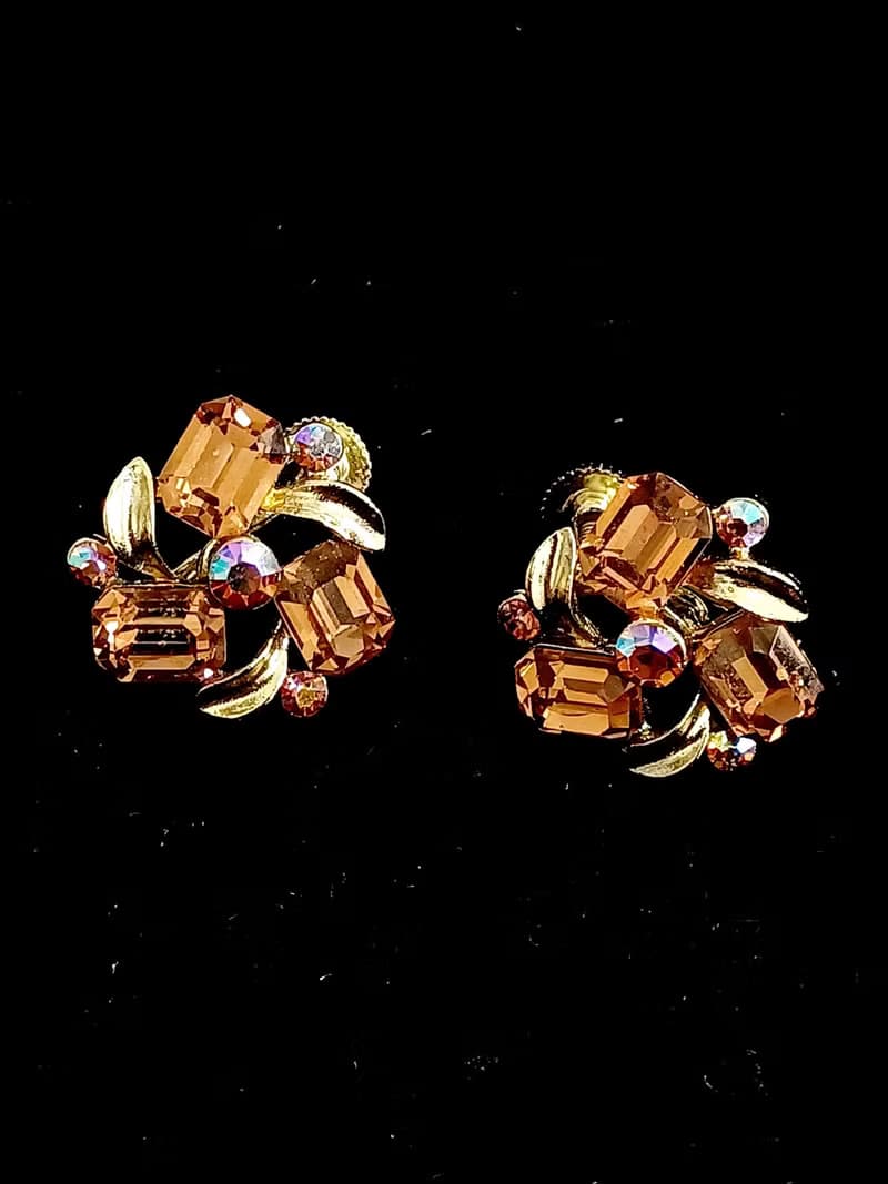 vintage jewelry  LISNER 大地色系方形萊茵花卉 夾式耳環