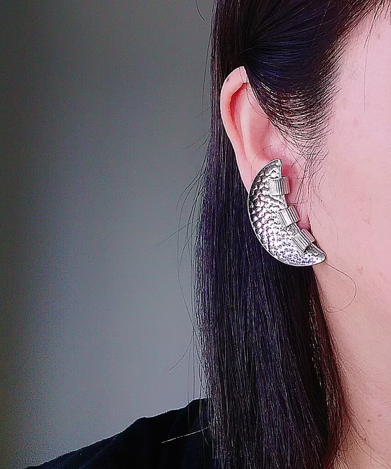 Vintage Jewelry 西洋古董飾品 LERU 對稱 彎月形 夾式耳環
