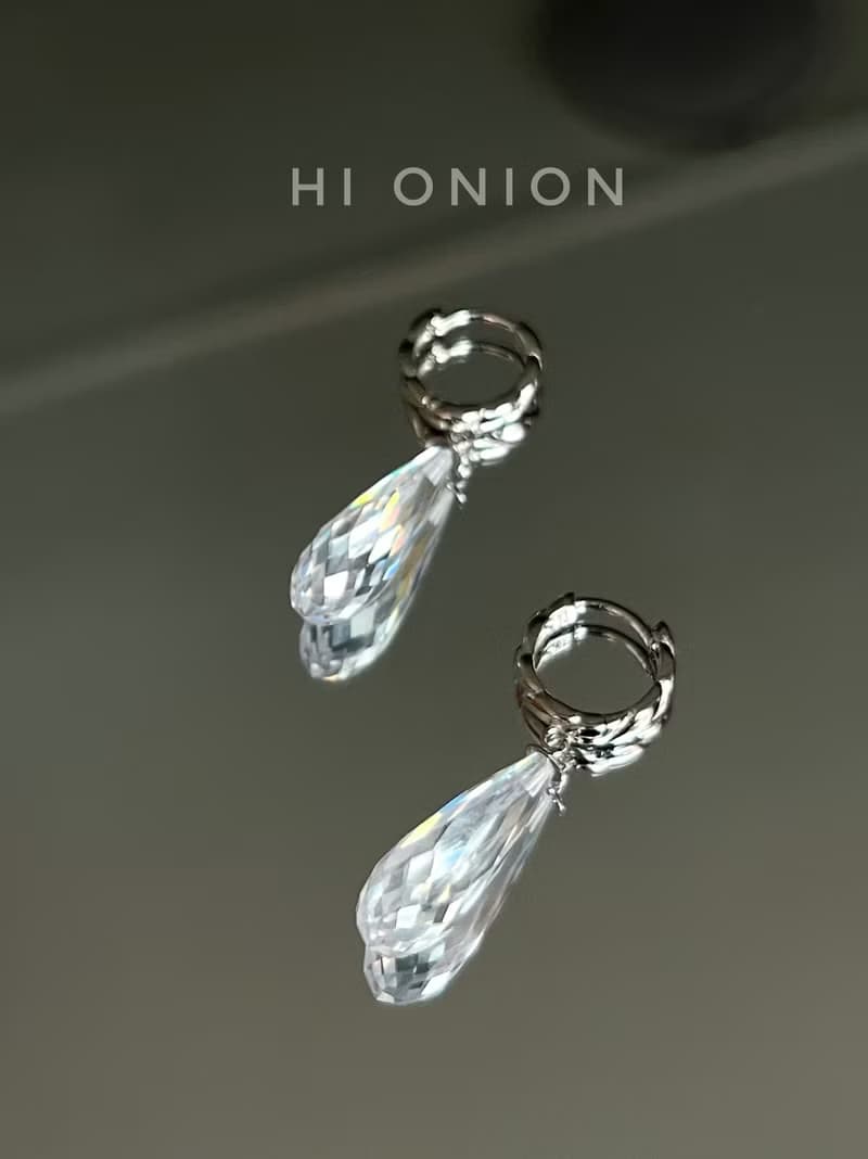 Hi Onion原創小眾超閃透明鋯石水滴耳環S925銀耳扣耳夾個性高級