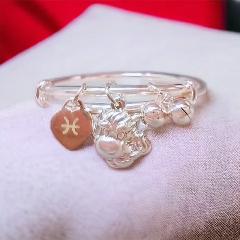 聖誕禮物*999純銀生肖龍刻字手鐲(含手鐲+鈴鐺+愛心刻字+小萌龍)