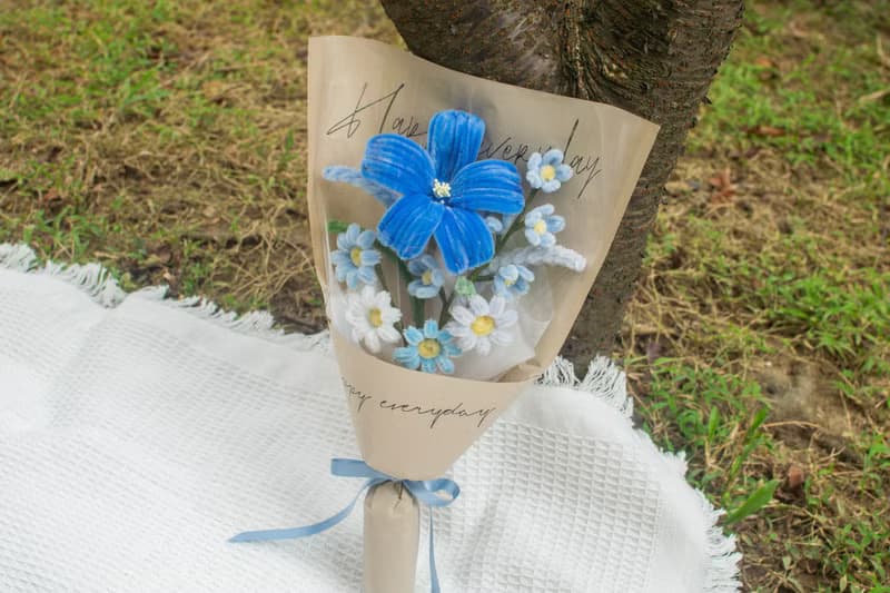 浪漫手工毛根花束 情人節花束 告白 畢業花束 生日花束 預購