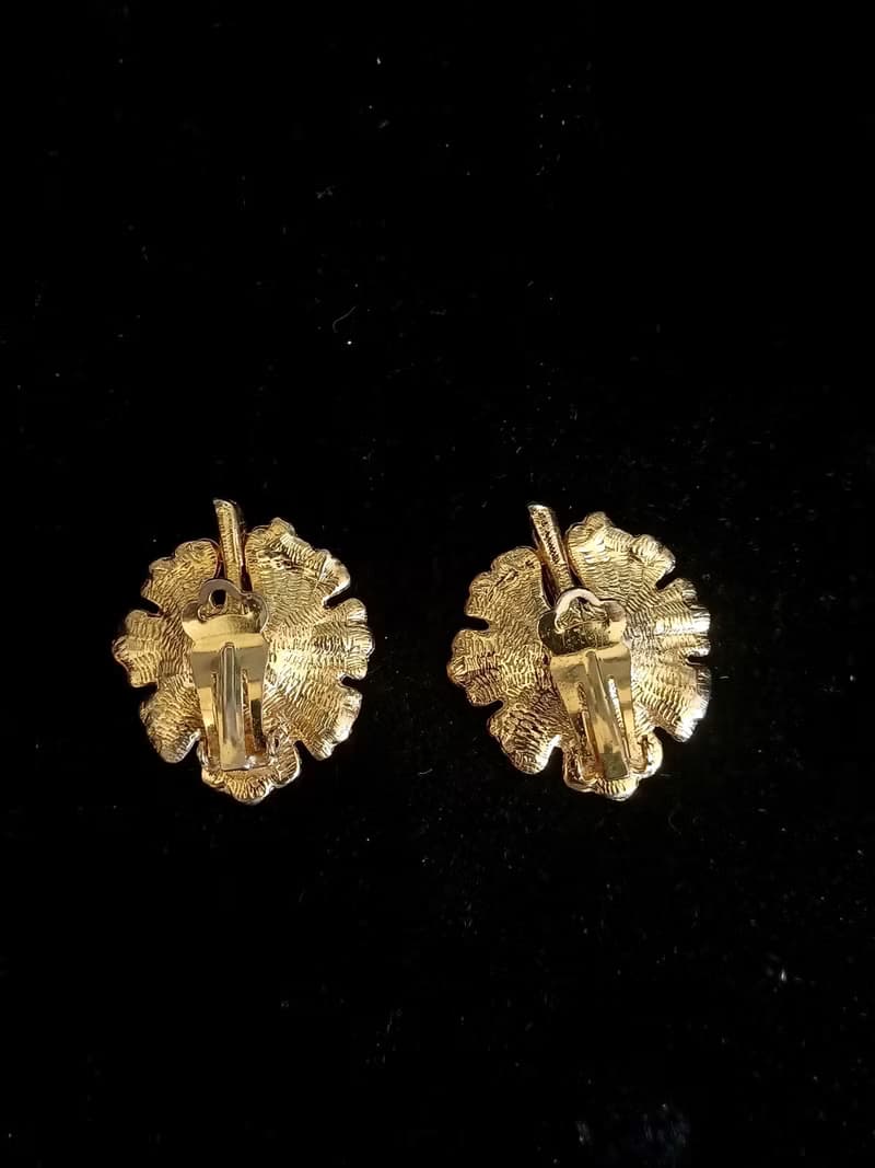 vintage jewelry 典雅金色闊葉萊茵 夾式耳環