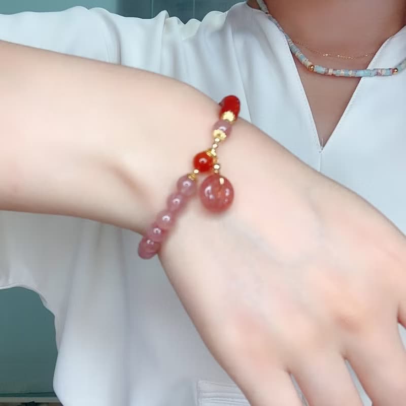 原創手工天然紅瑪瑙草莓晶串珠招桃花平安扣吊墜手鏈好運愛情手串