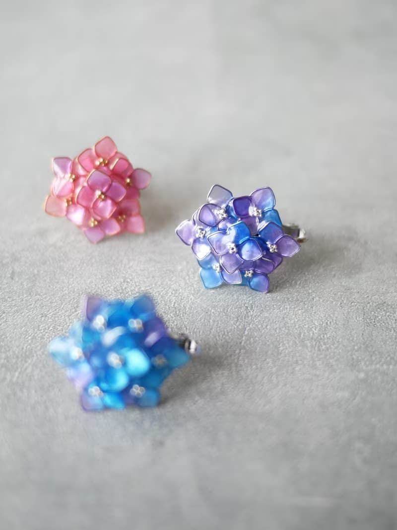アジサイ Violet　ピアス・イヤリング