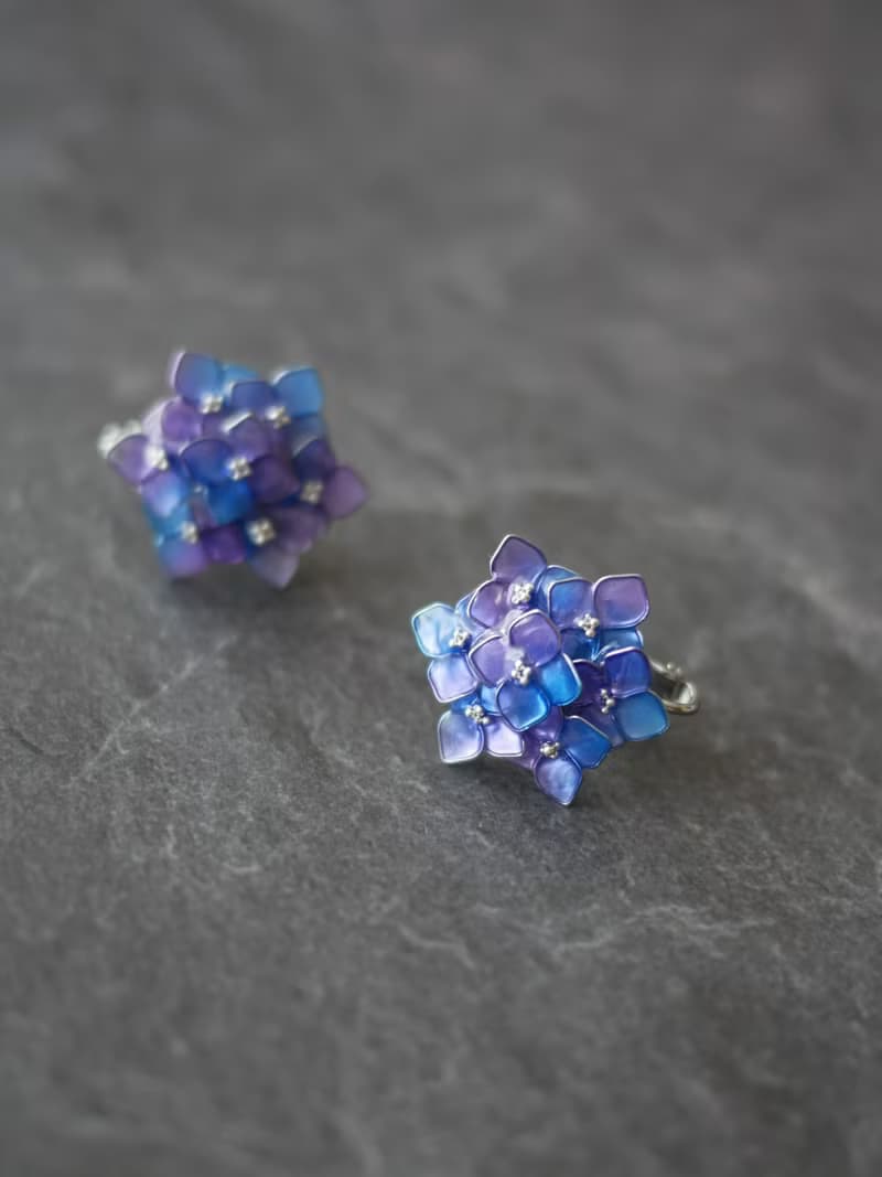 アジサイ Violet　ピアス・イヤリング