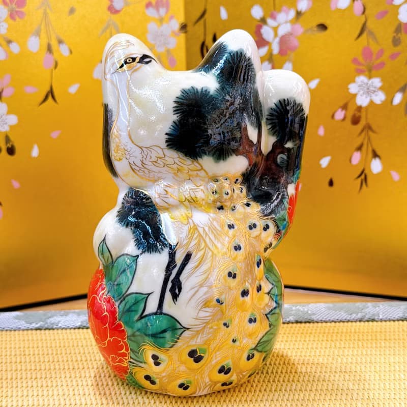 【孔舞迎祥】日本清水燒招財貓 | 色繪 - 孔雀