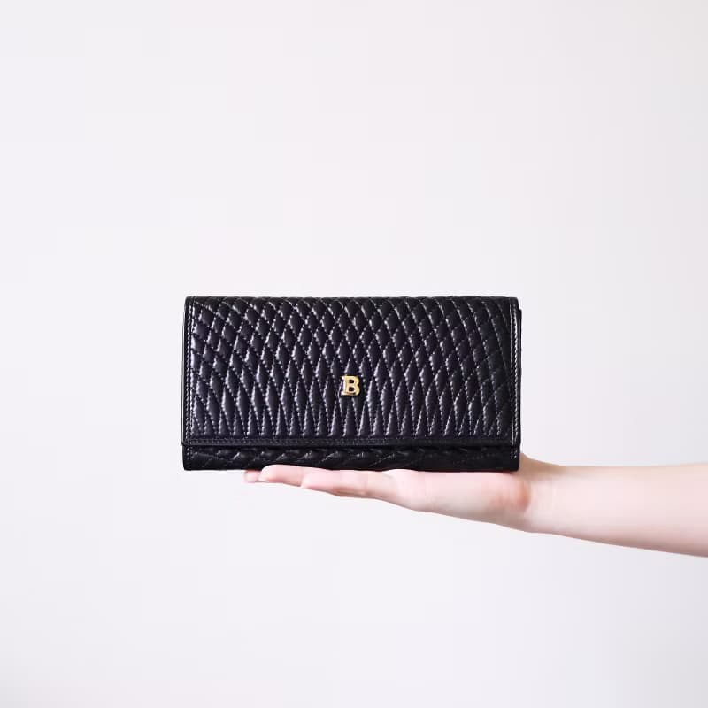 Vintage Bally 黑色絎縫小羊皮長夾
