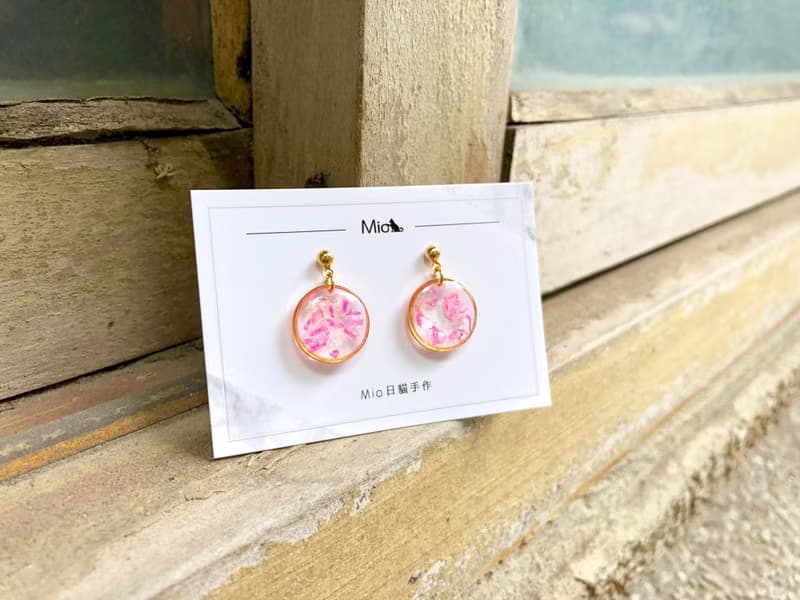 【 花 滿月 】粉櫻色款 乾燥花系列耳環 (可改耳夾)