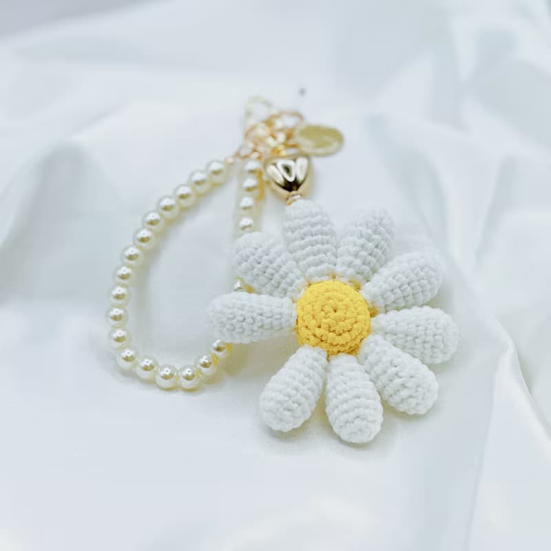 Irene時光女神~織夢系列純白&彩虹雛菊編織吊飾手機掛繩鑰匙圈