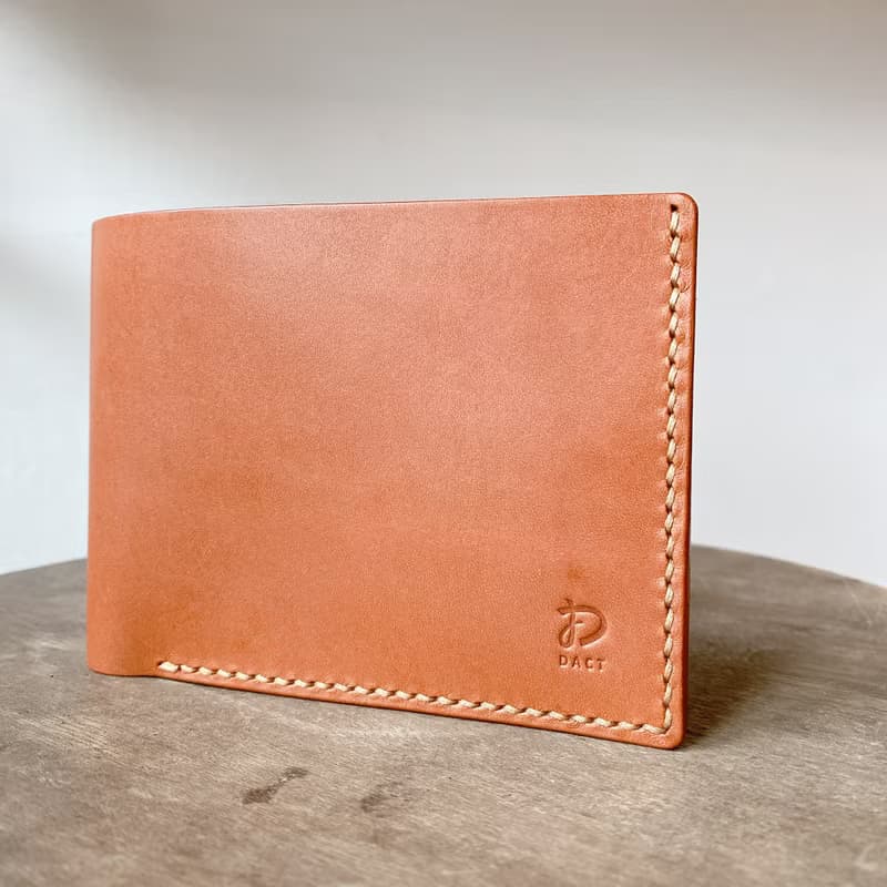 手縫植鞣牛皮-多卡短夾