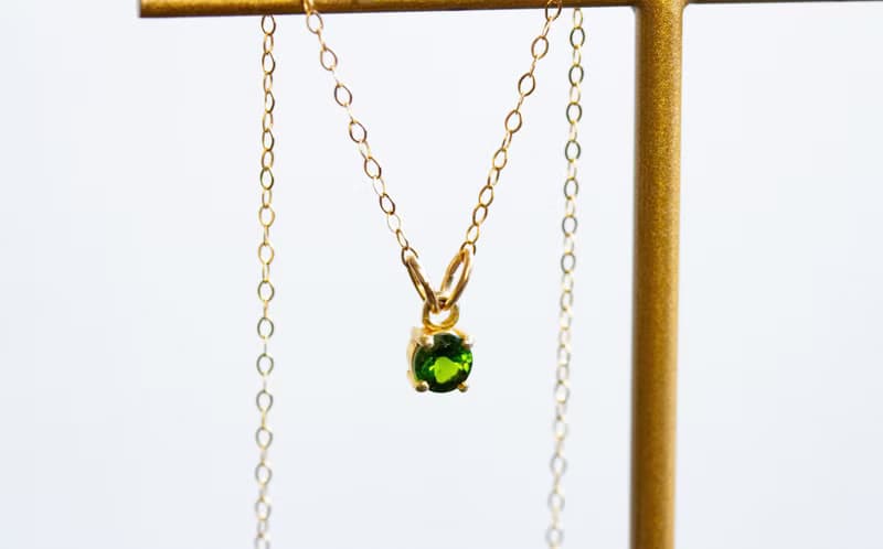 クロムダイオプサイド ファセットカット 一粒ネックレス 14kgf / Chrome Diopside Facet Cut Solitaire Necklace
