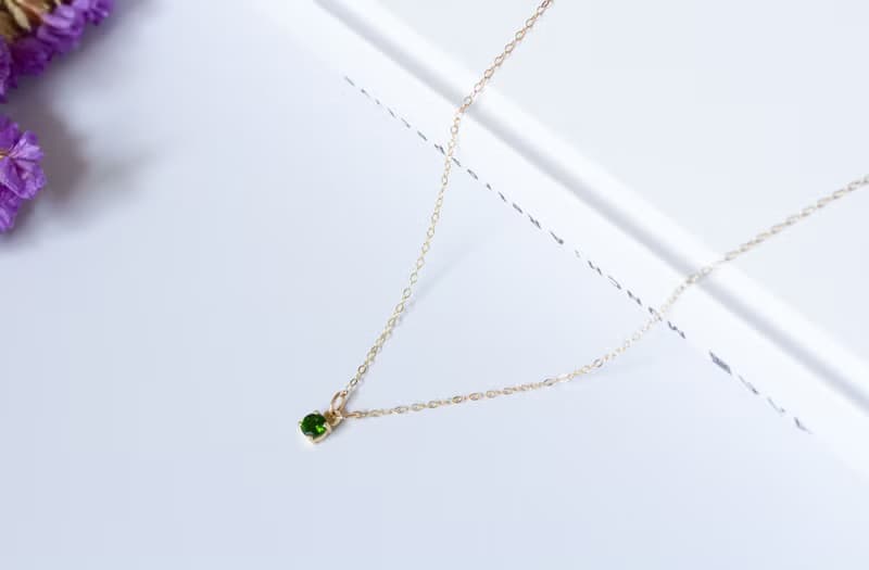 クロムダイオプサイド ファセットカット 一粒ネックレス 14kgf / Chrome Diopside Facet Cut Solitaire Necklace