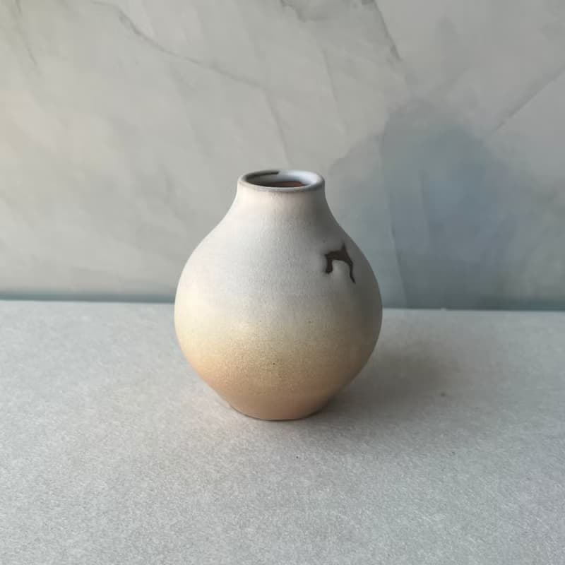 融雪。手工陶瓷迷你花瓶 擴香瓶 花器 精油瓶 陶藝 母親節禮物