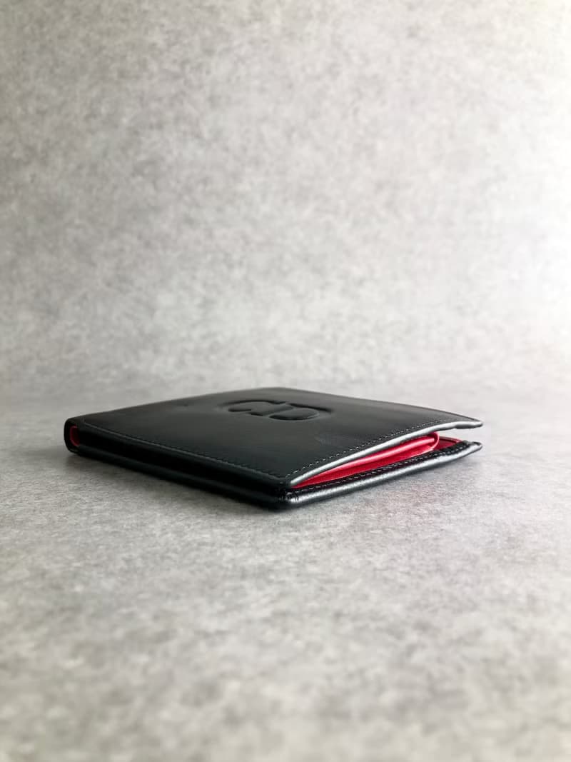 【 日本直送　名牌中古包 】Christian Dior クリスチャン ディオール 財布 ブラック CD型押し レザー 二つ折り財布 オールド 7ctetb