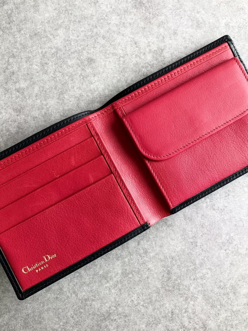 【 日本直送　名牌中古包 】Christian Dior クリスチャン ディオール 財布 ブラック CD型押し レザー 二つ折り財布 オールド 7ctetb