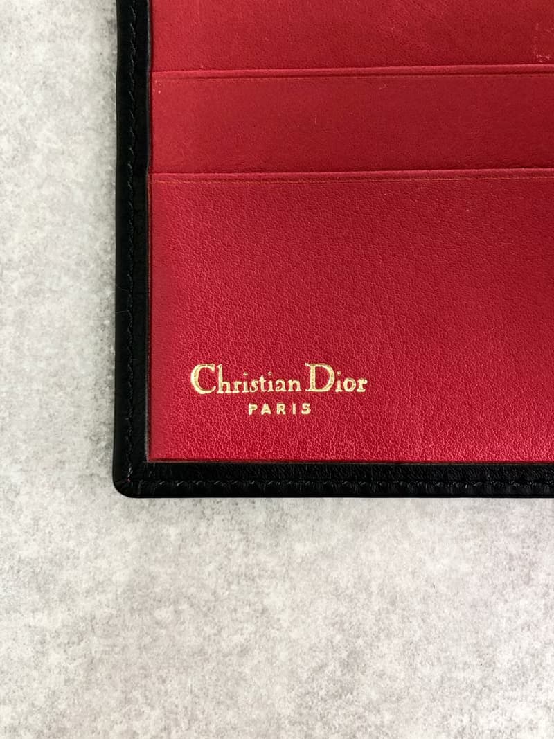 【 日本直送　名牌中古包 】Christian Dior クリスチャン ディオール 財布 ブラック CD型押し レザー 二つ折り財布 オールド 7ctetb
