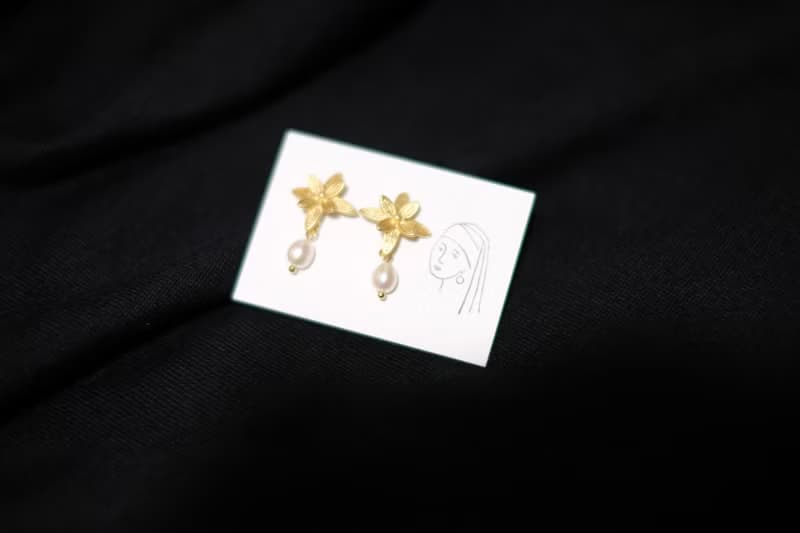 【復古啞金】天然淡水珍珠 925純銀耳針/耳夾