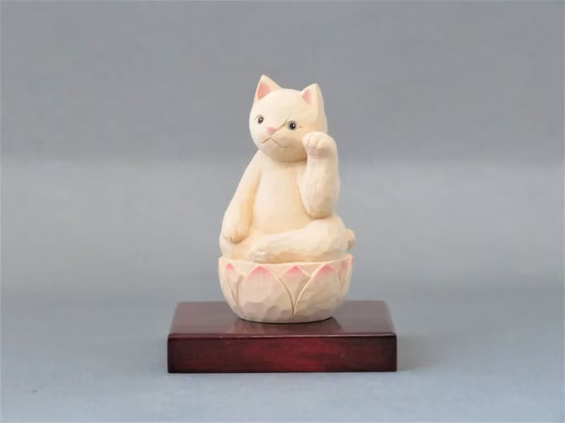 佛系貓咪 左手招財貓 木雕 2004