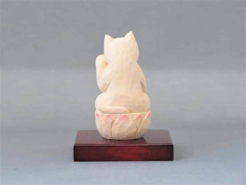 佛系貓咪 左手招財貓 木雕 2004