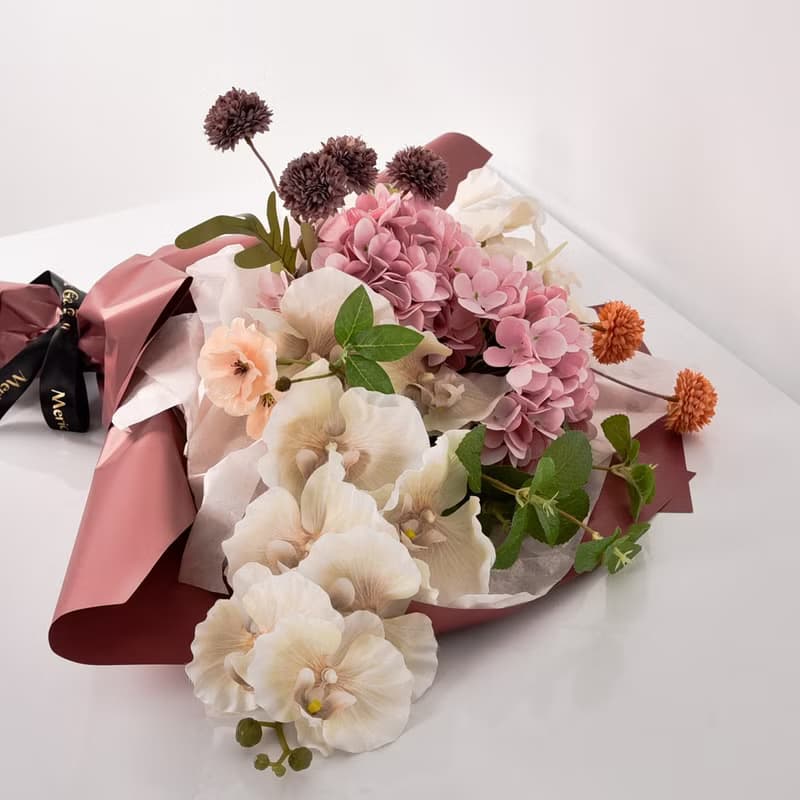 仿真晨曦蘭語 蘭繡交織花束 Meric Garden