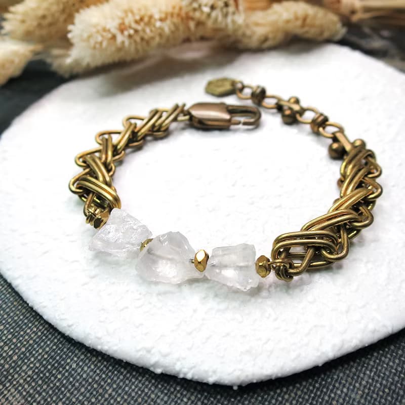 VIIART。冰糖霜。白水晶原石黃銅手環手鍊