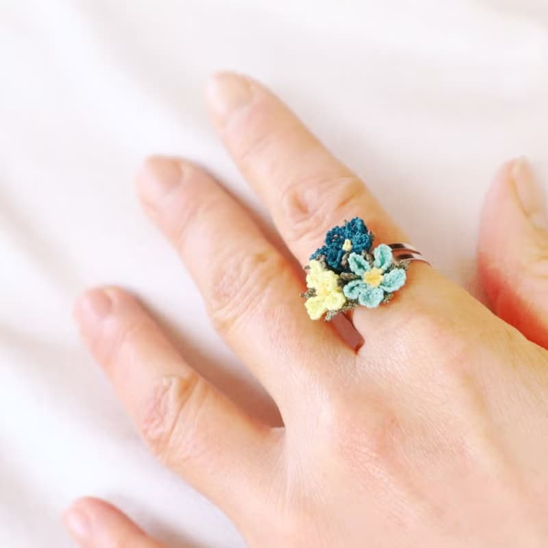 PREMIUMレースのリング【ブーケ】サマースカイ