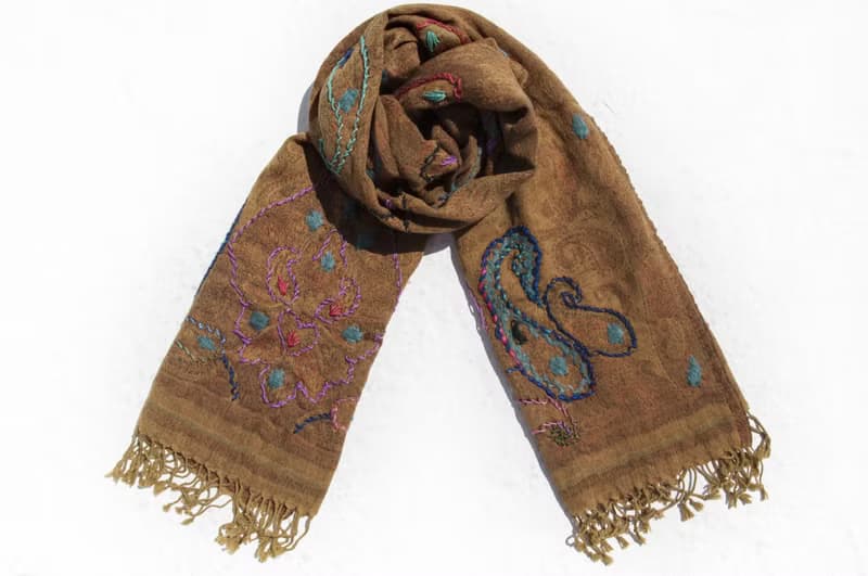 保暖毛毯 羊毛刺繡披肩/針織圍巾/刺繡圍巾/羊絨披巾/喀什米爾Cashmere 聖誕節禮物 交換禮物 母親節 父親節-花