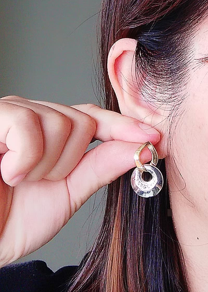 Vintage Jewelry 西洋古董飾品 摩登雙色 精巧  針式耳環