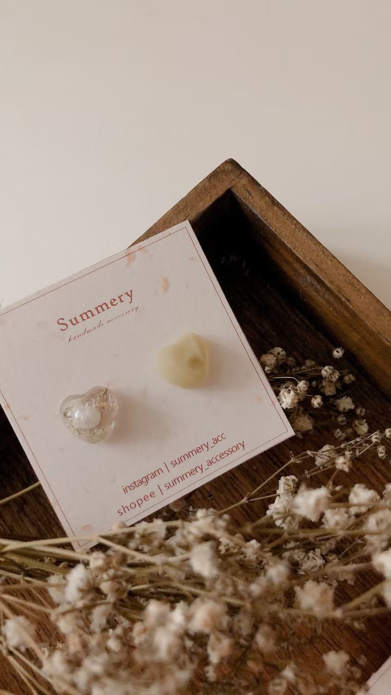 日常小貼耳 磨砂糖 心型耳飾