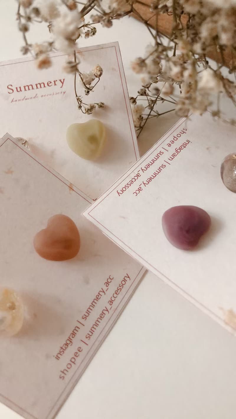 日常小貼耳 磨砂糖 心型耳飾