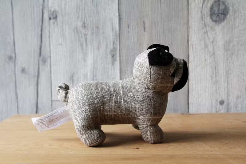 英國Dora Design高品質設計動物布偶造型紙鎮(卡其色鬥牛犬款)
