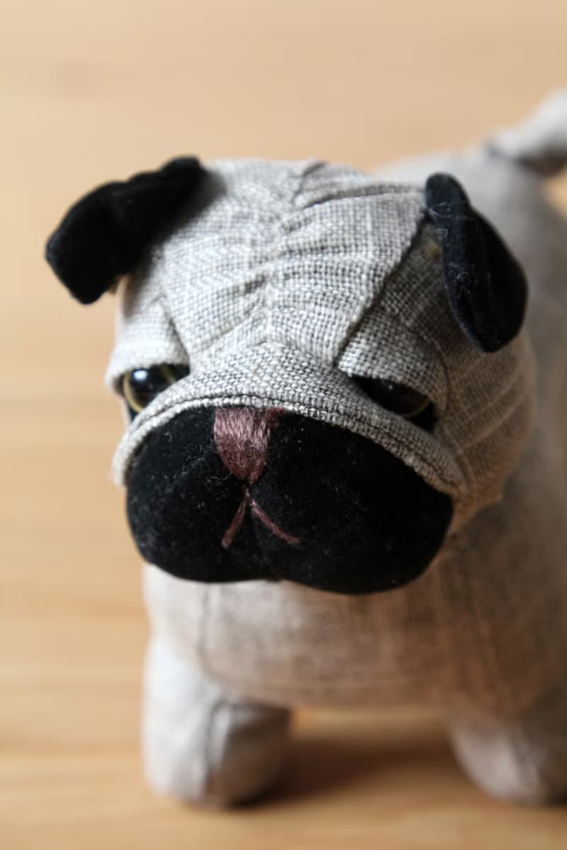 英國Dora Design高品質設計動物布偶造型紙鎮(卡其色鬥牛犬款)