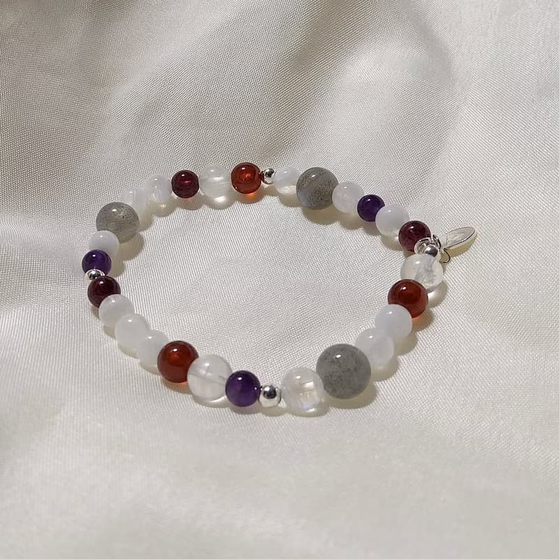 聖光寶盒 | 天然礦石水晶 月光石 紫水晶 石榴石 拉長石 手鍊