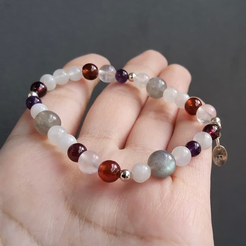 聖光寶盒 | 天然礦石水晶 月光石 紫水晶 石榴石 拉長石 手鍊