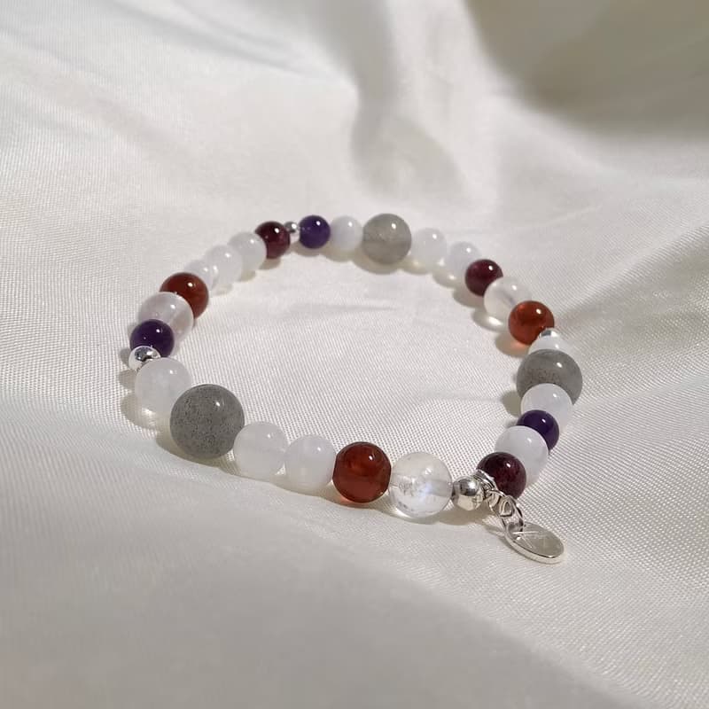 聖光寶盒 | 天然礦石水晶 月光石 紫水晶 石榴石 拉長石 手鍊