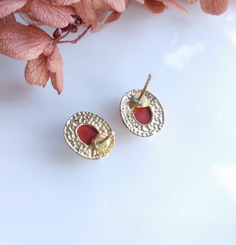 Vintage Jewelry 西洋古董飾品 聖甲蟲系列 橢圓 棗紅 針式耳環