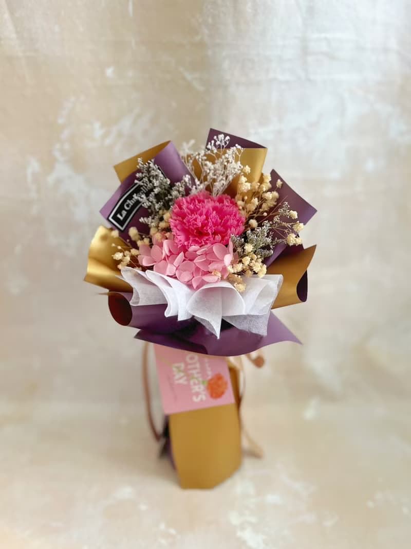 只限香港 母親節花束系列 高貴 桃紅色 康乃馨 永生花 保鮮花