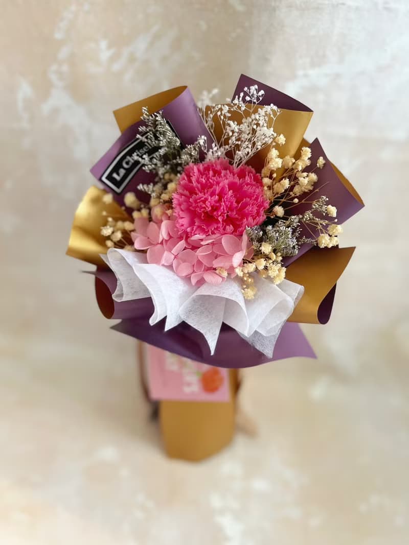 只限香港 母親節花束系列 高貴 桃紅色 康乃馨 永生花 保鮮花