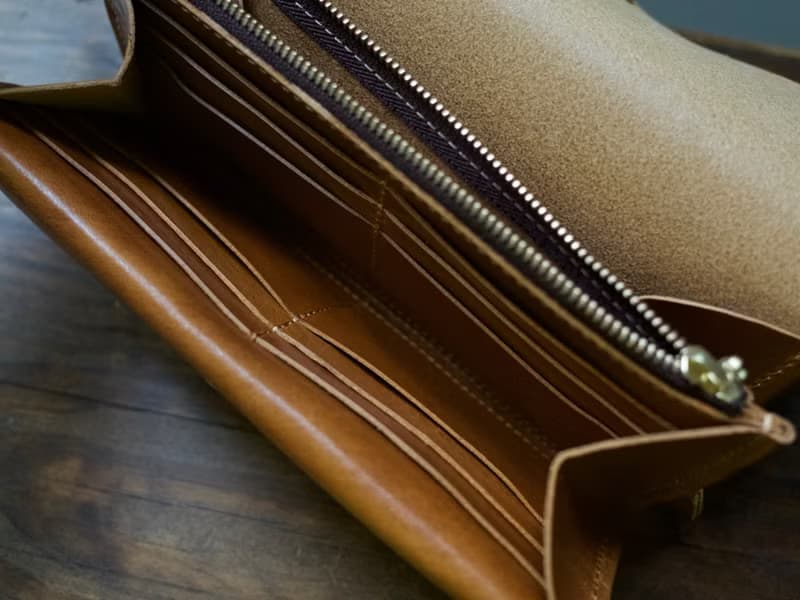 JAPANレザー　カード12枚長財布 series-envelope　オレンジブラウン