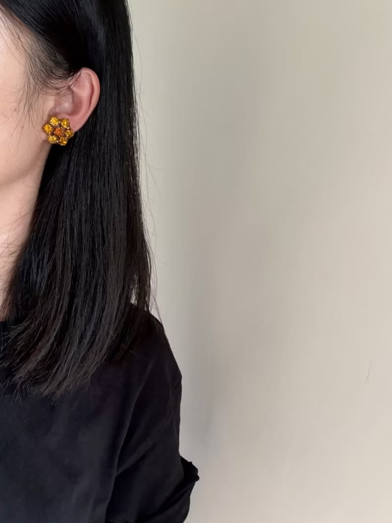 老又好 古董咖啡蜂蜜色方塊萊茵石花夾式耳環  C1114