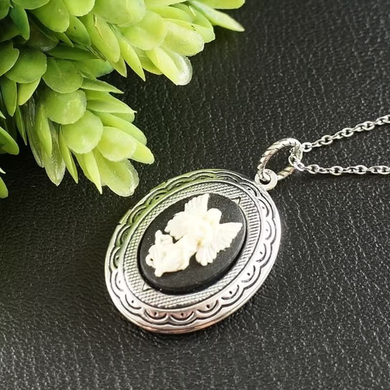 Guardian Angel Cherub Cameo Silver Locket Ivory Black Pendant Necklace Jewelry