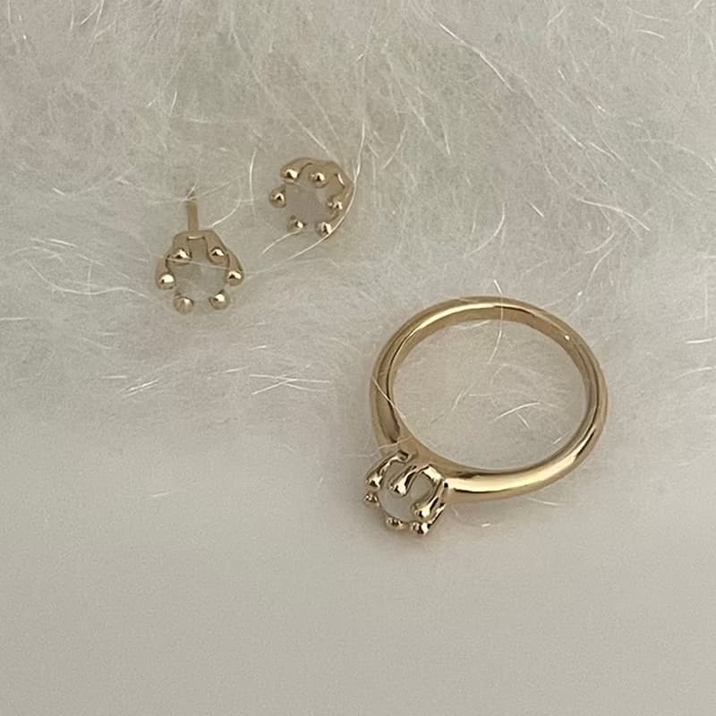 haime mini mushroom gemstone earring