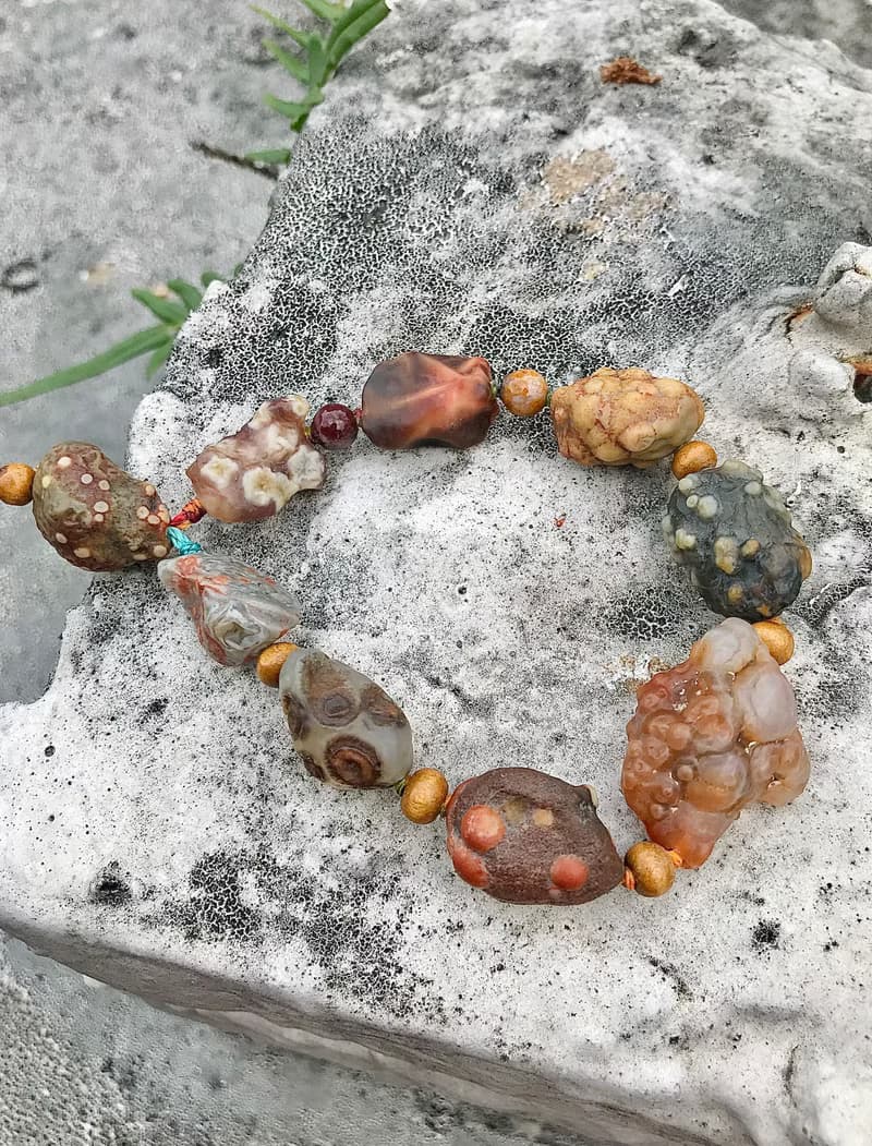 大顆魚籽筋脈手鍊