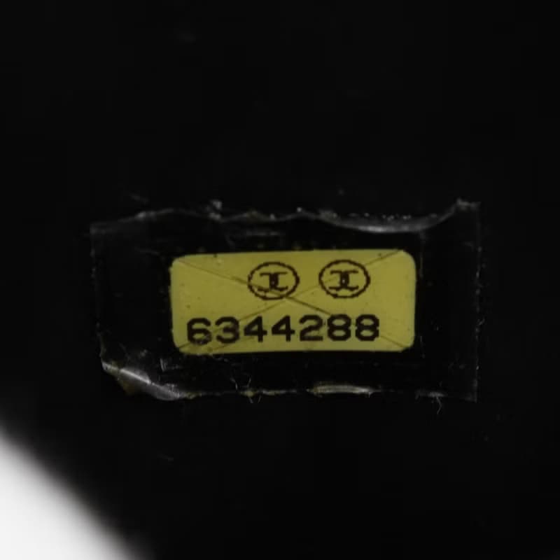 【日本直送】シャネル CHANEL バニティ ポーチ ハンドバッグ A01998 キャビアスキン 黒 レディース【中古】