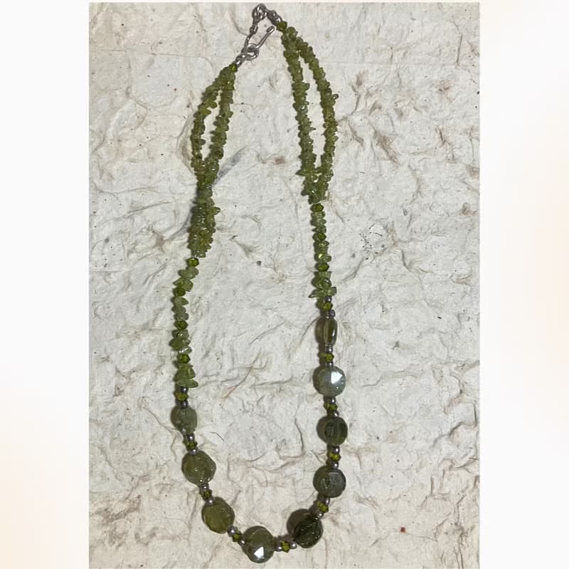 Peridot and silver  minimalist necklace, Stylist Necklace, healing gemstone Neck